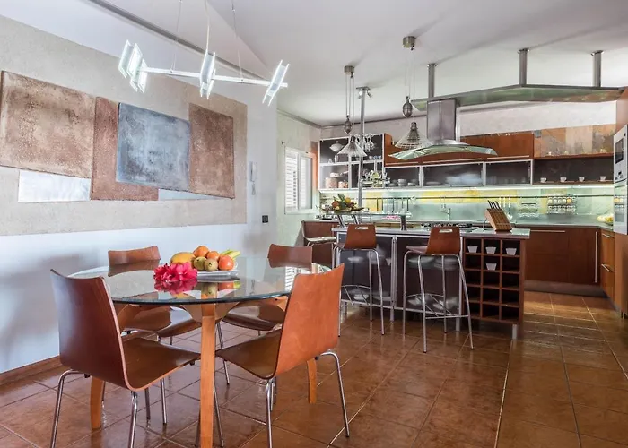 Spr Atico Apartment *